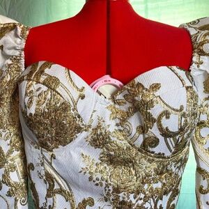 Fashion Nova—Under my spell jacquard top
